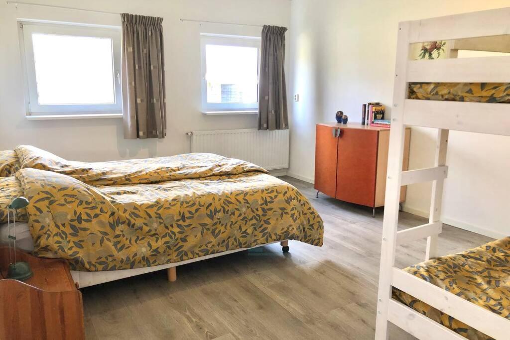 Vakantiebungalow In Bosrijke Omgeving Luttenberg Villa Bagian luar foto